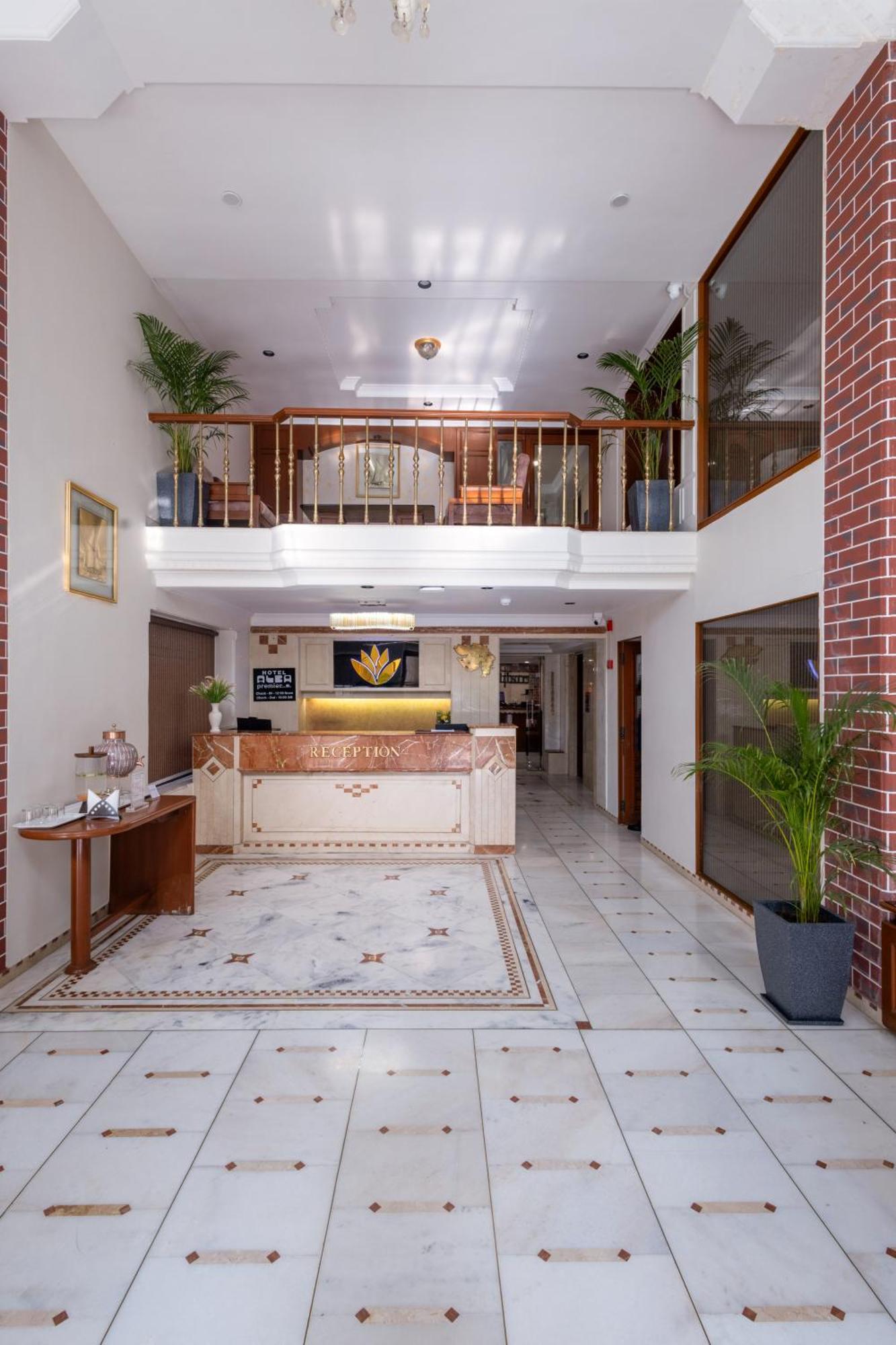 Alba Premier, Vadodara Ngoại thất bức ảnh